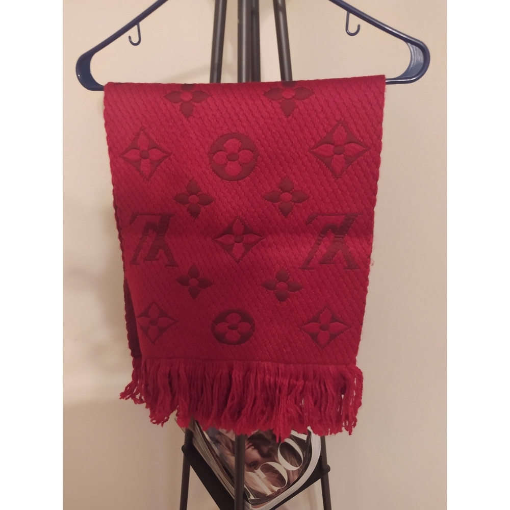 Louis Vuitton Logomania scarf